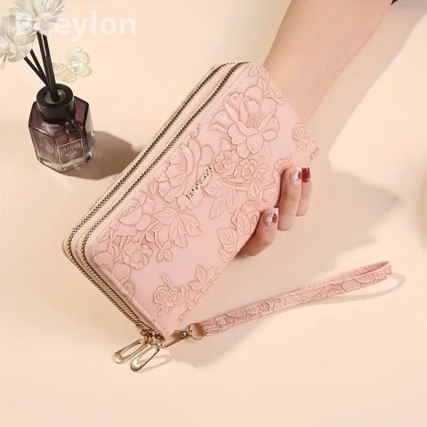 Ladies pouch