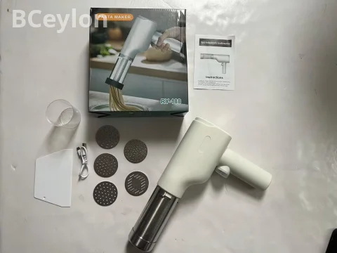 Pasta maker